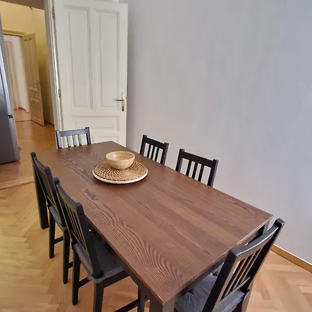 Apartment Pri Juliji *