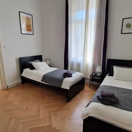 Pri Juliji Apartment